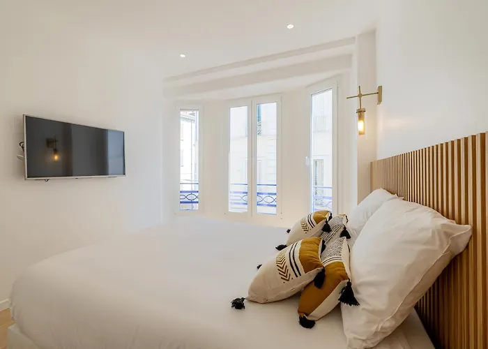 Two Bedroom Flat Steps Away From Croisette Appartement *