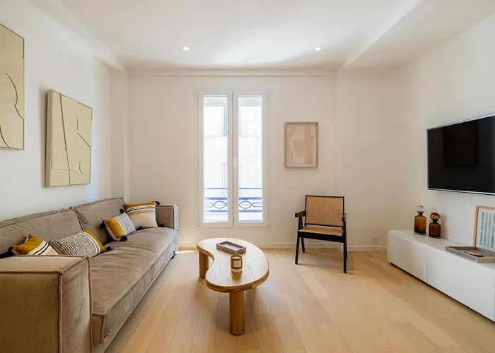 Two Bedroom Flat Steps Away From Croisette Appartamento *