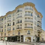 Two Bedroom Flat Steps Away From Croisette Апартаменты Канны