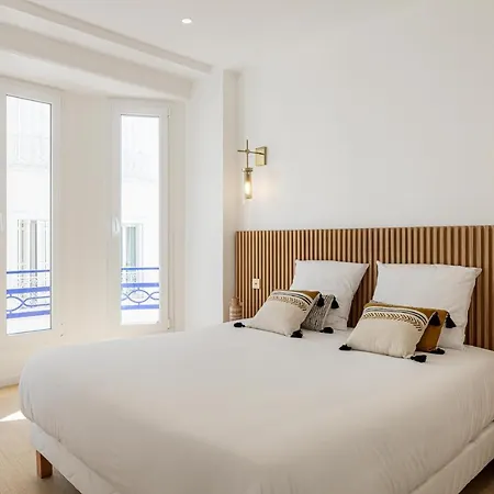 Апартаменты Two Bedroom Flat Steps Away From Croisette